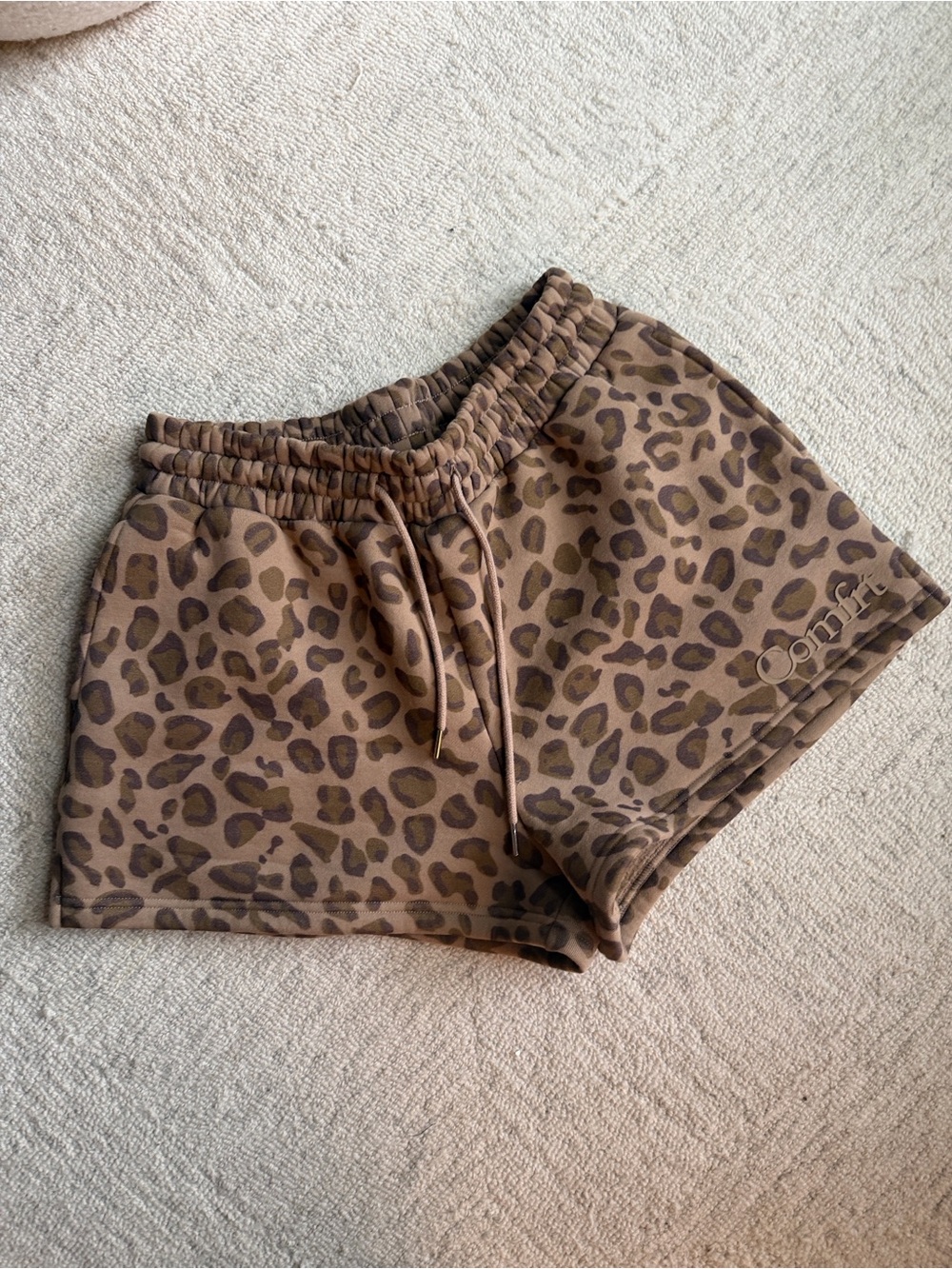 Comfrt Leopard Print Lounge Shorts - Brown